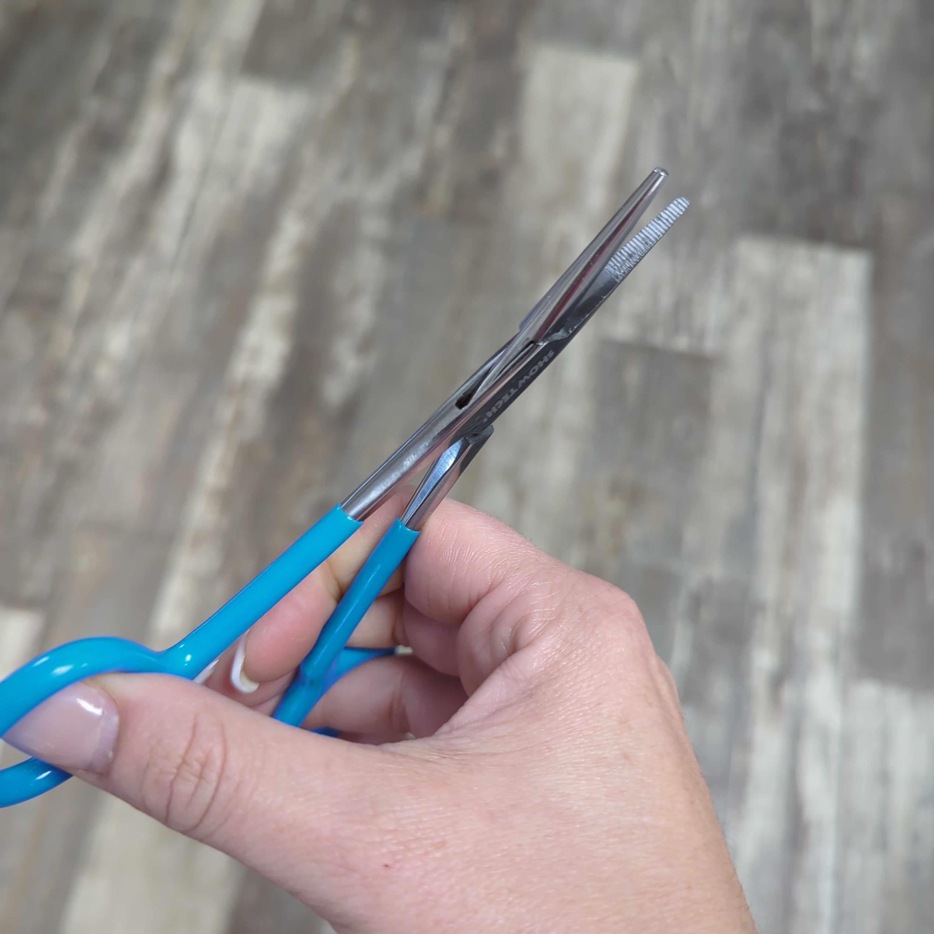 Show Tech Comfort Ear Forceps