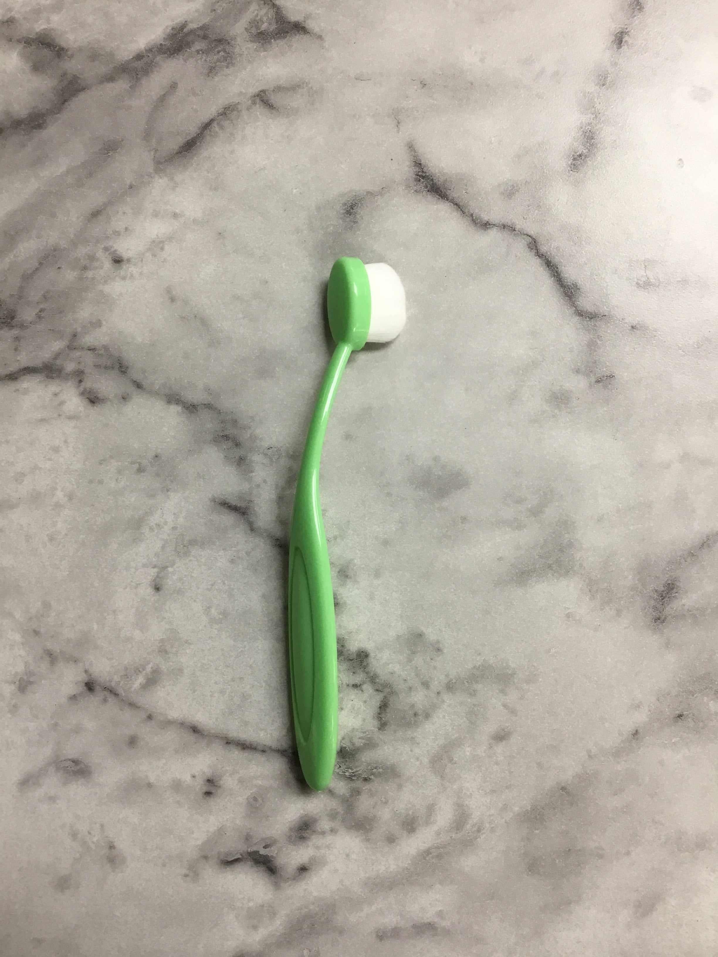 Chalk & Powder Application Brush Single