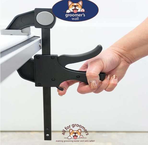 AFG Groomers Wall for Table