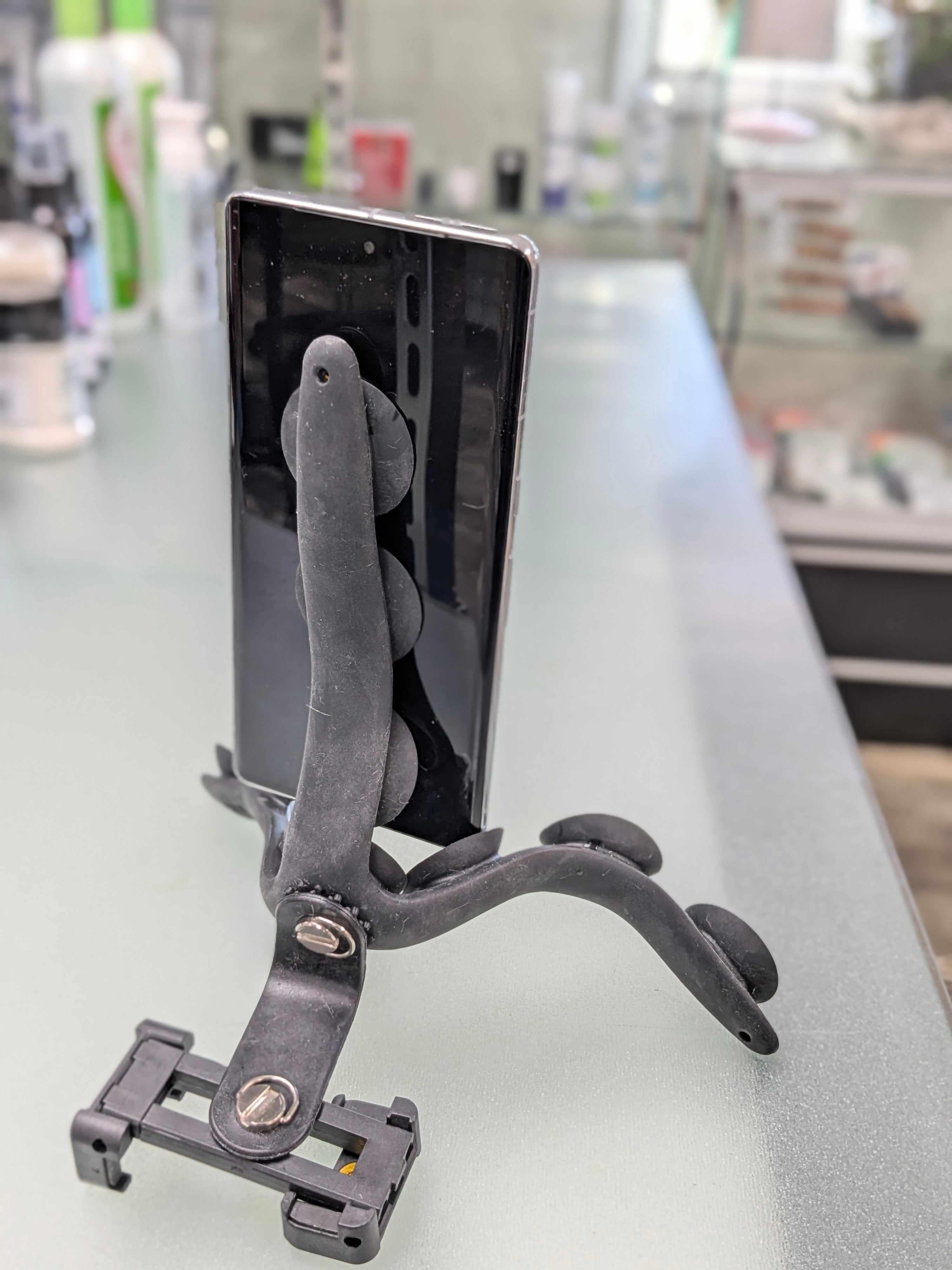 Tenikle PRO Tripod Grip for phone/tablet