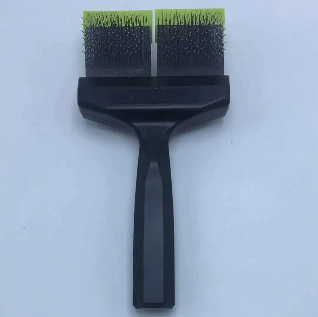 Les Pooch GREEN Pro Brush- Medium soft