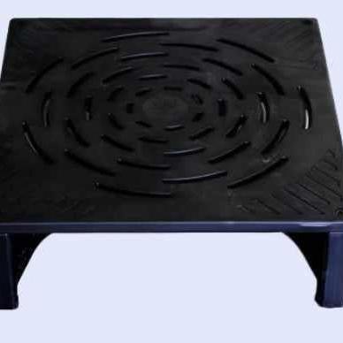 Puppy booster for tub