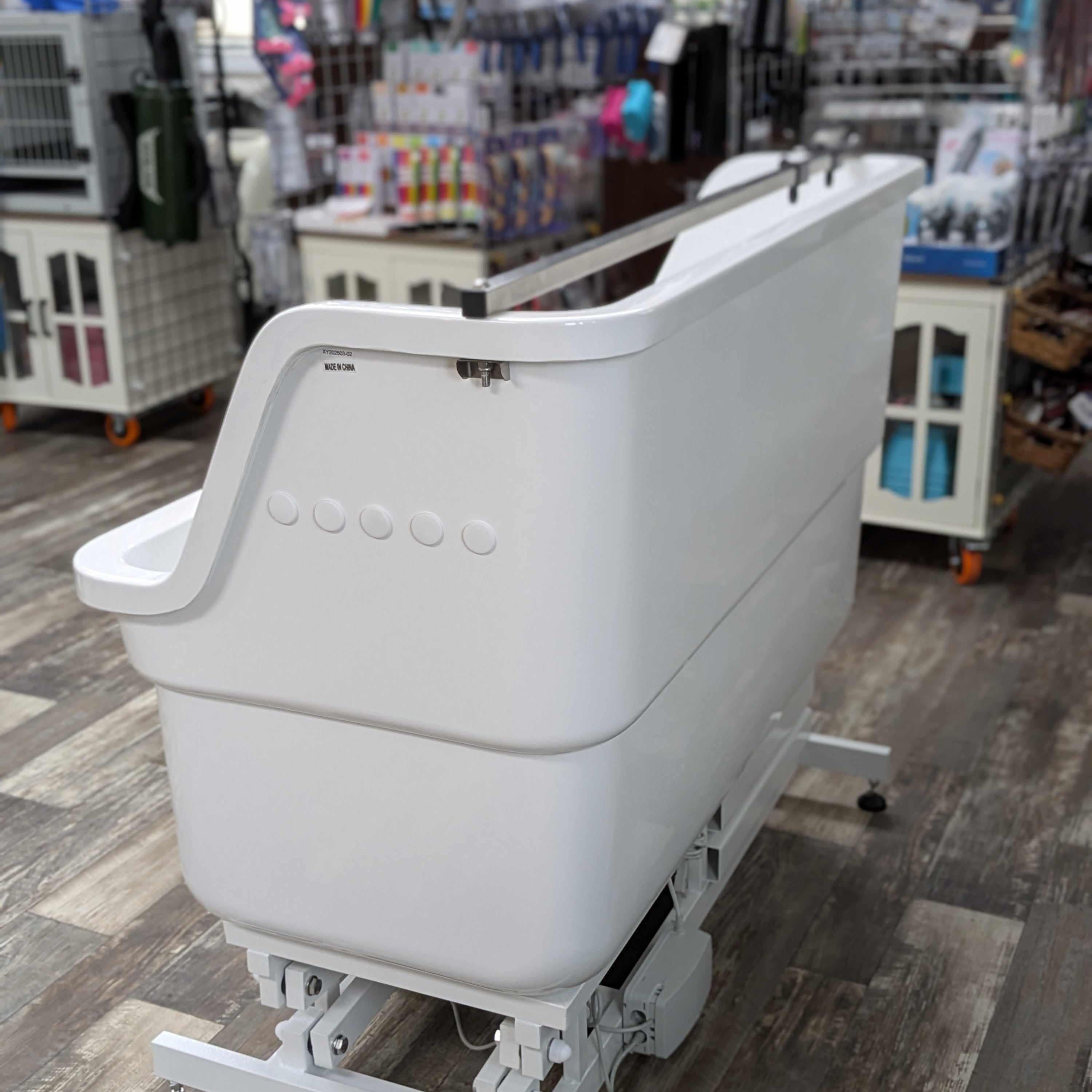 *NEW* Large Electric Acrylic Tub