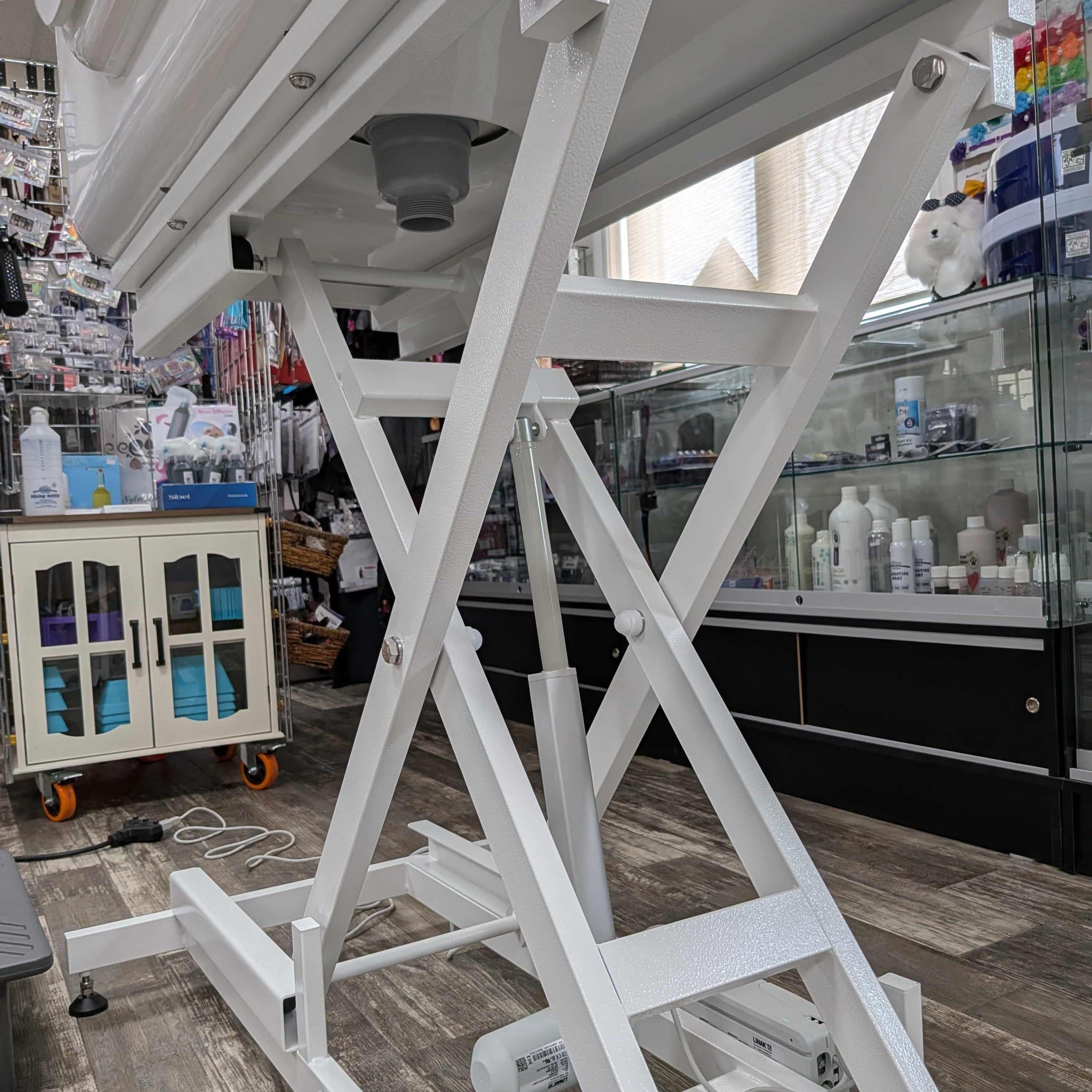 *NEW* Large Electric Acrylic Tub