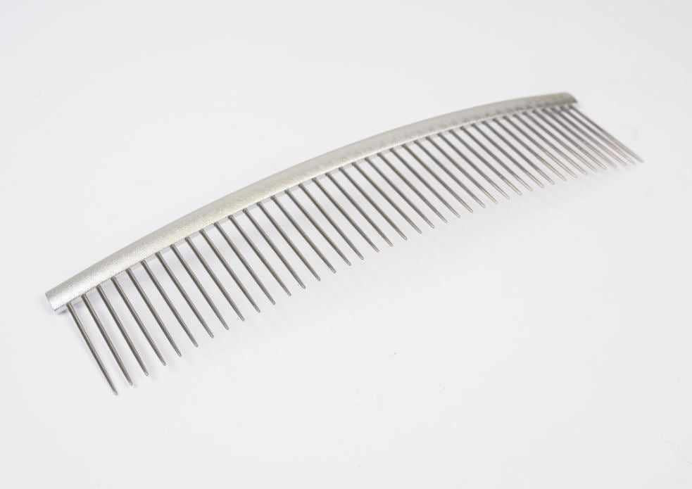 Show Tech Featherlight Curved Comb