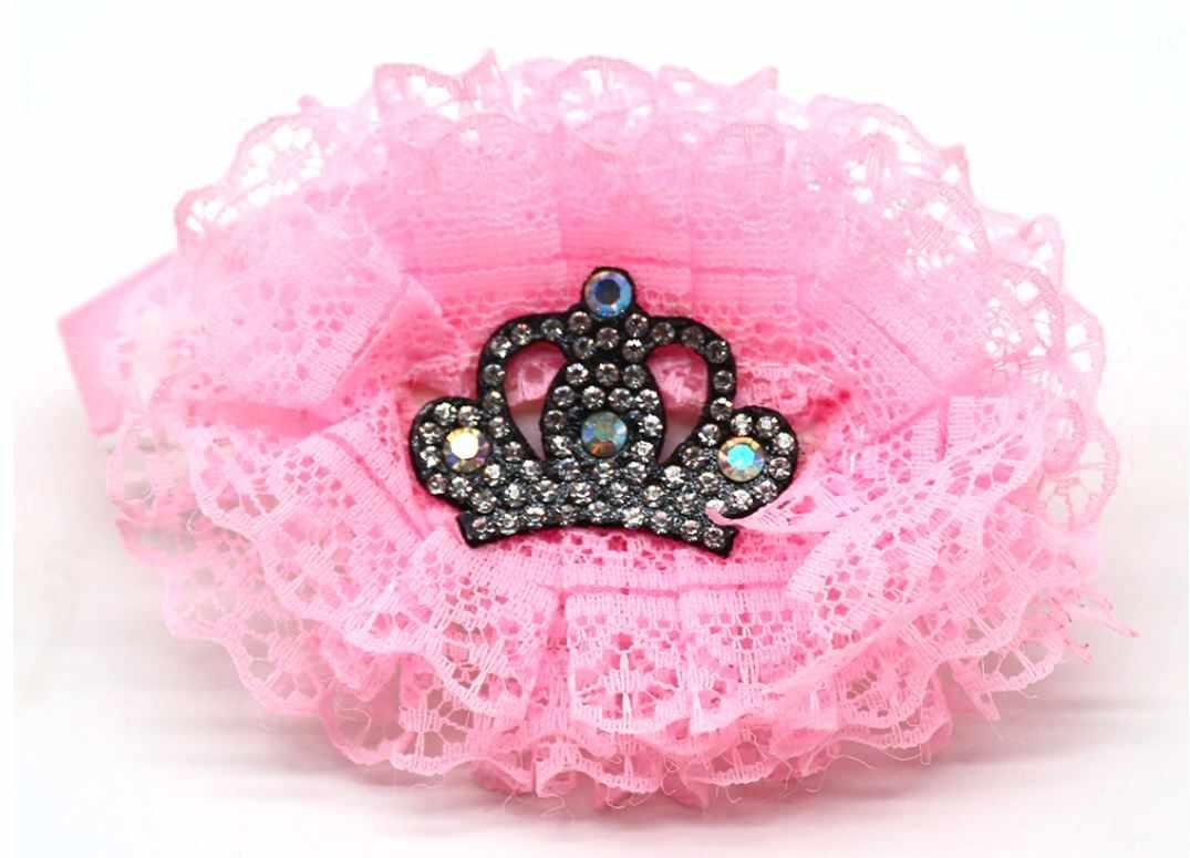 Glitter & lace oval collars