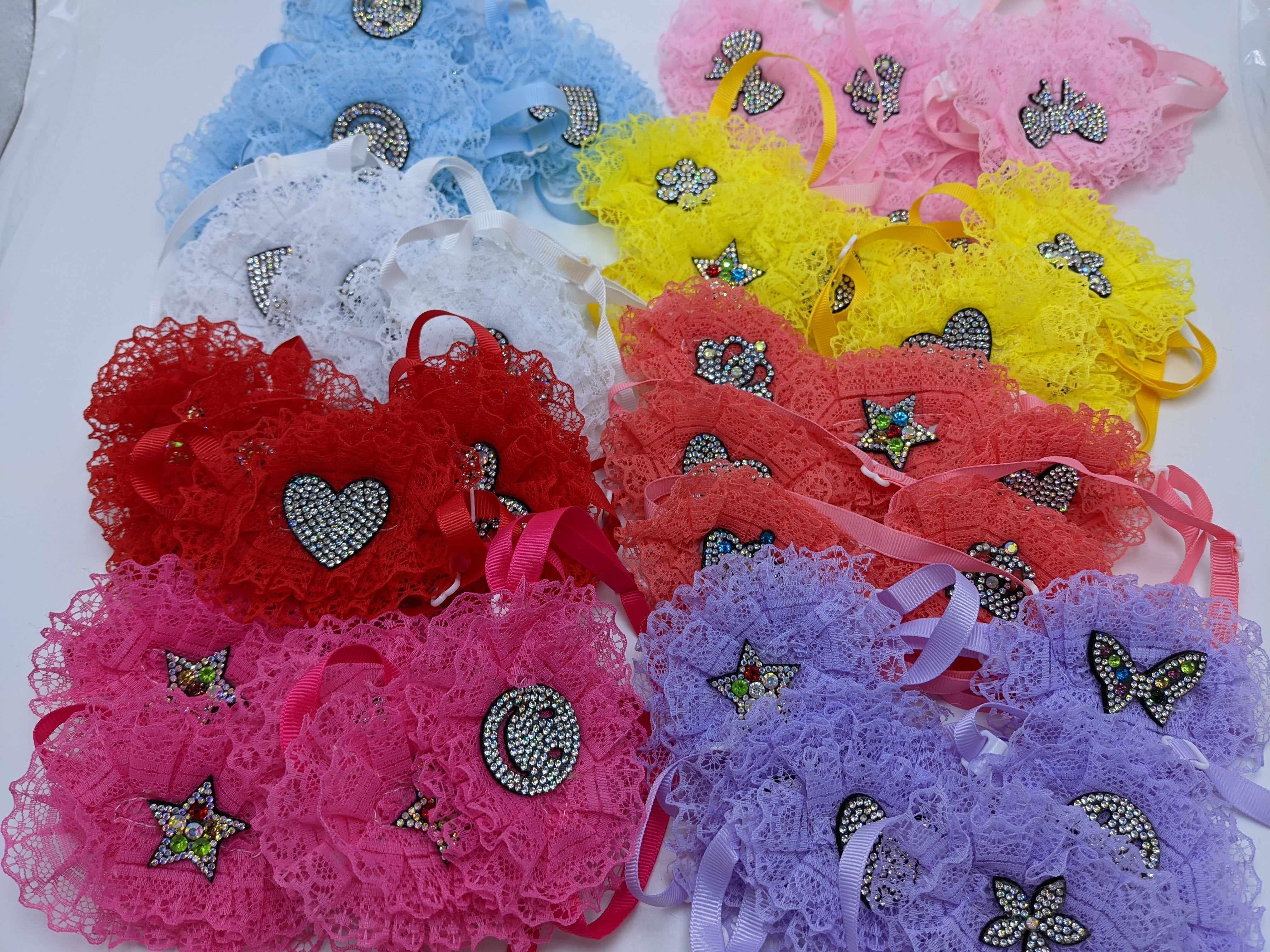 Glitter & lace oval collars