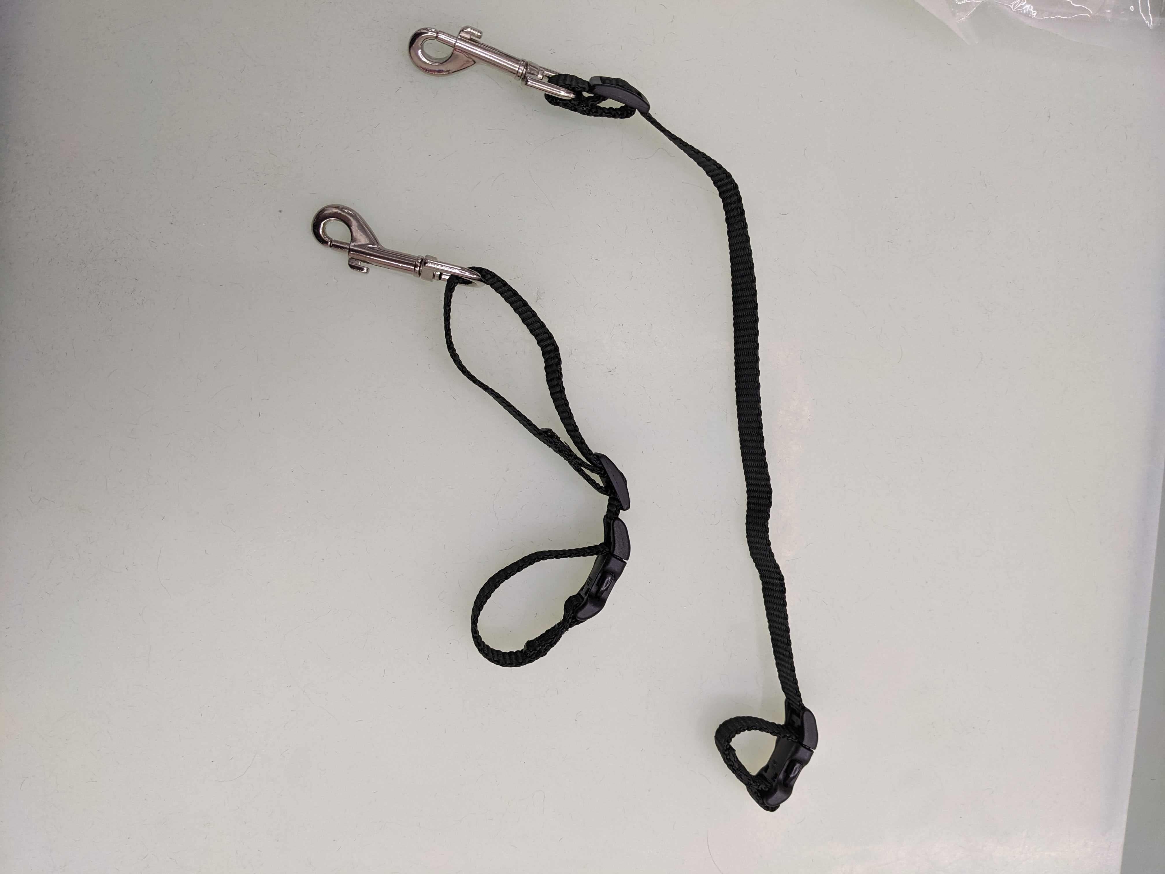 Side-Tie Grooming Helper