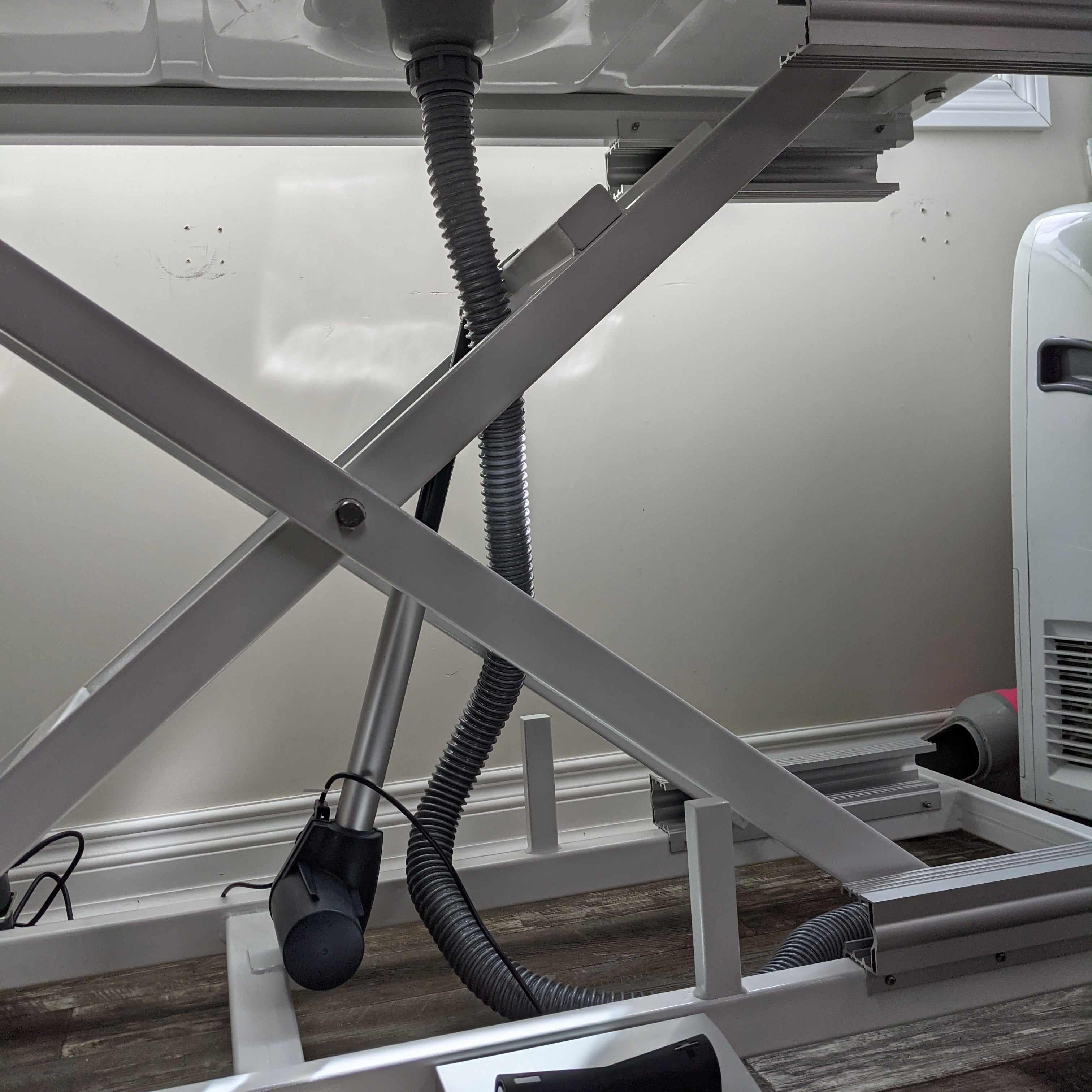 *NEW* Large Electric Acrylic Tub