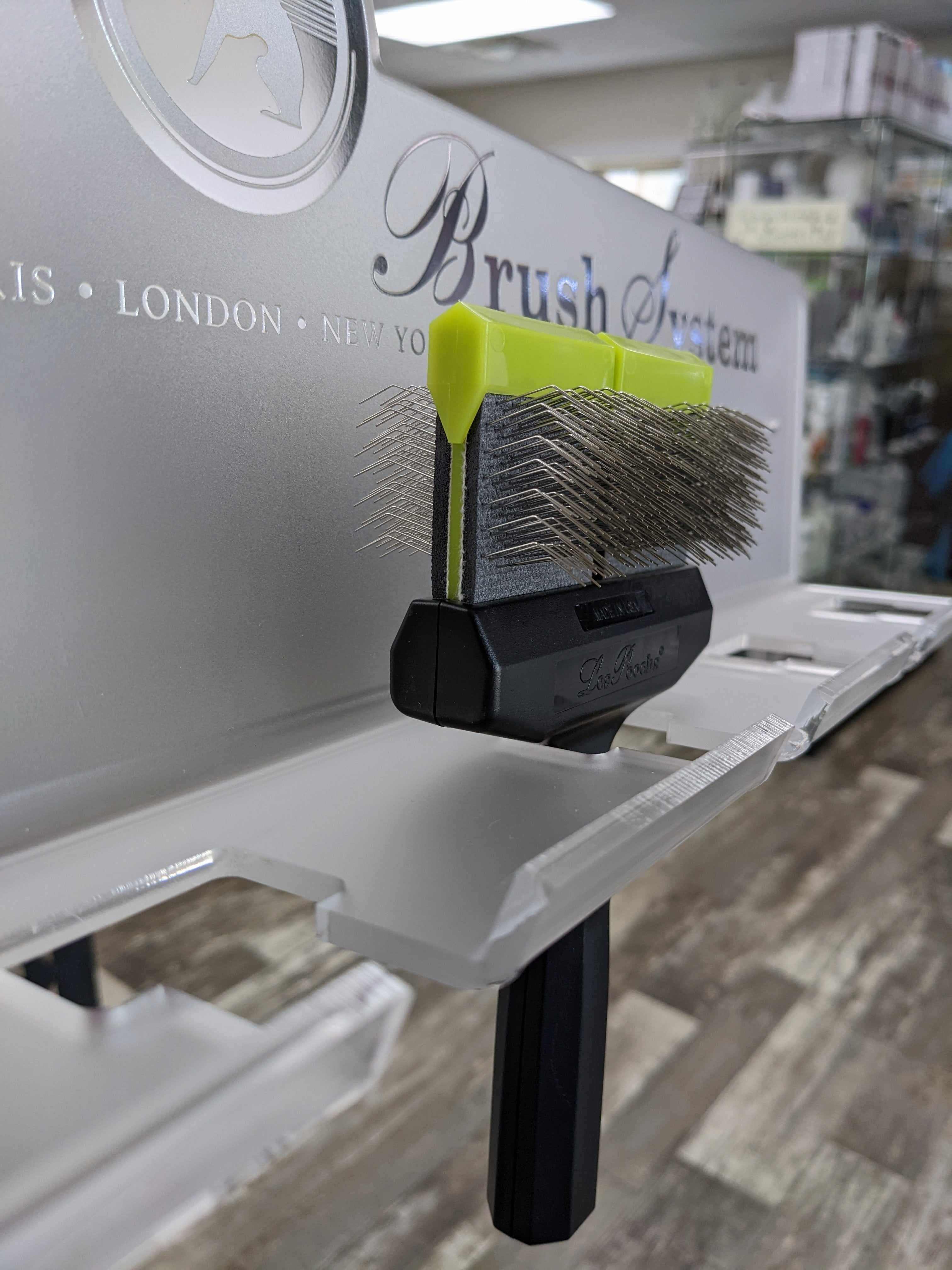 Les Pooch GREEN Pro Brush- Medium soft