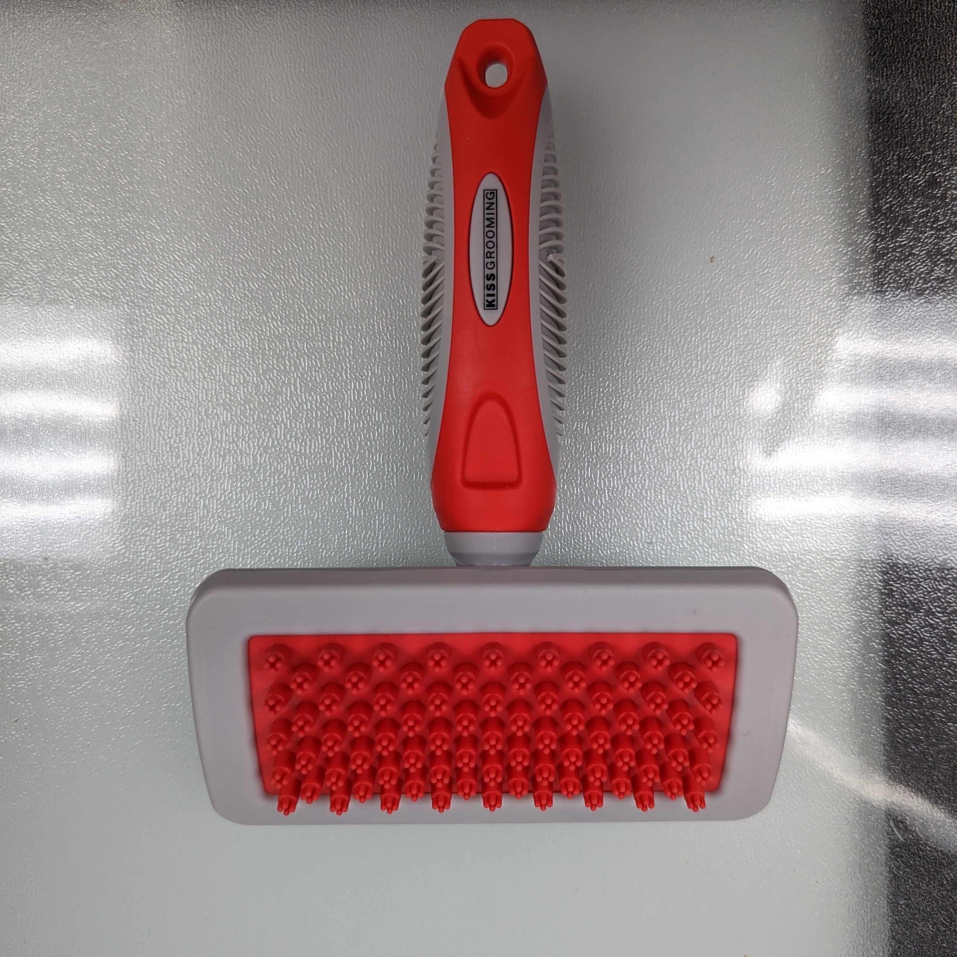 KISS Rubber Bath brush