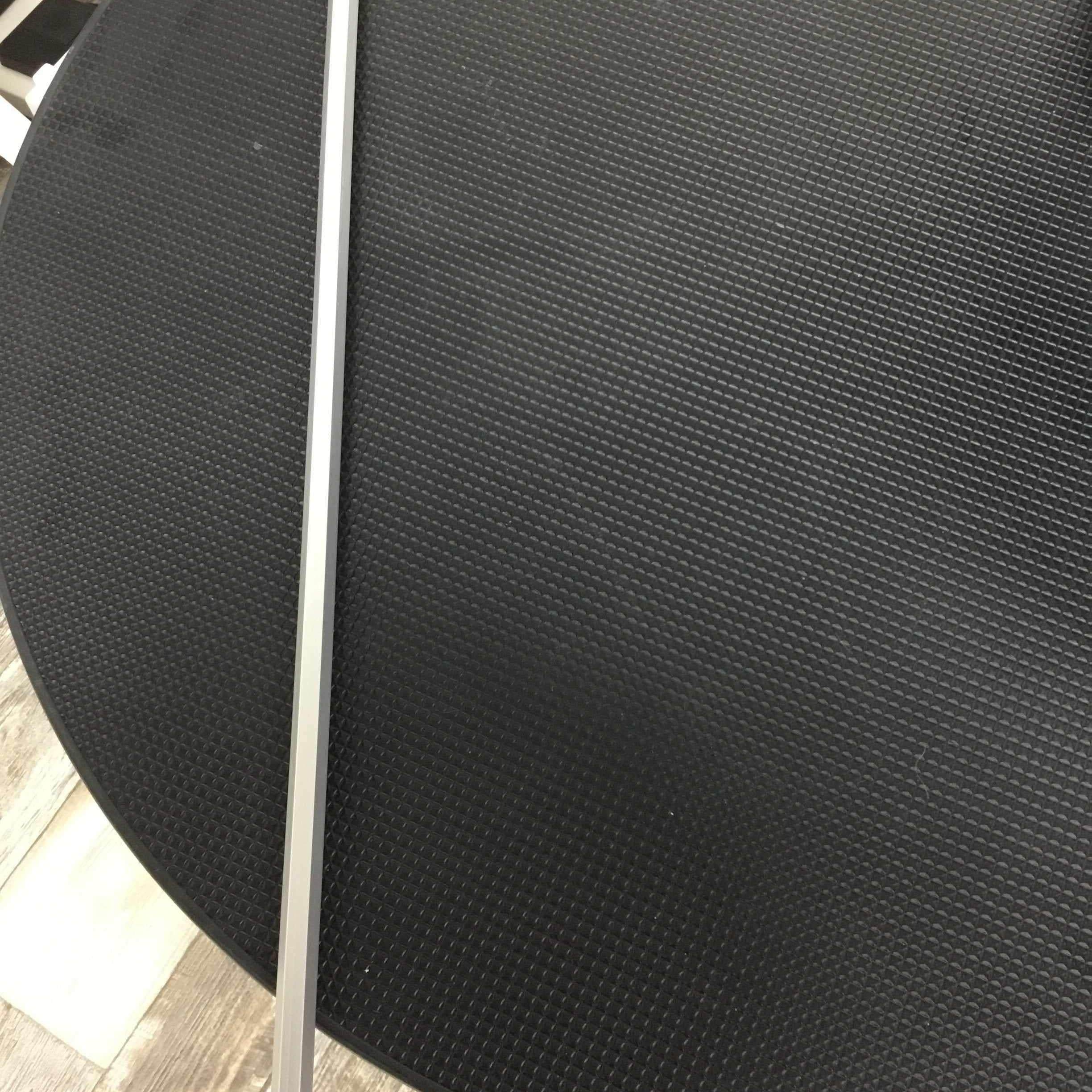 Circular Airlift Grooming Table