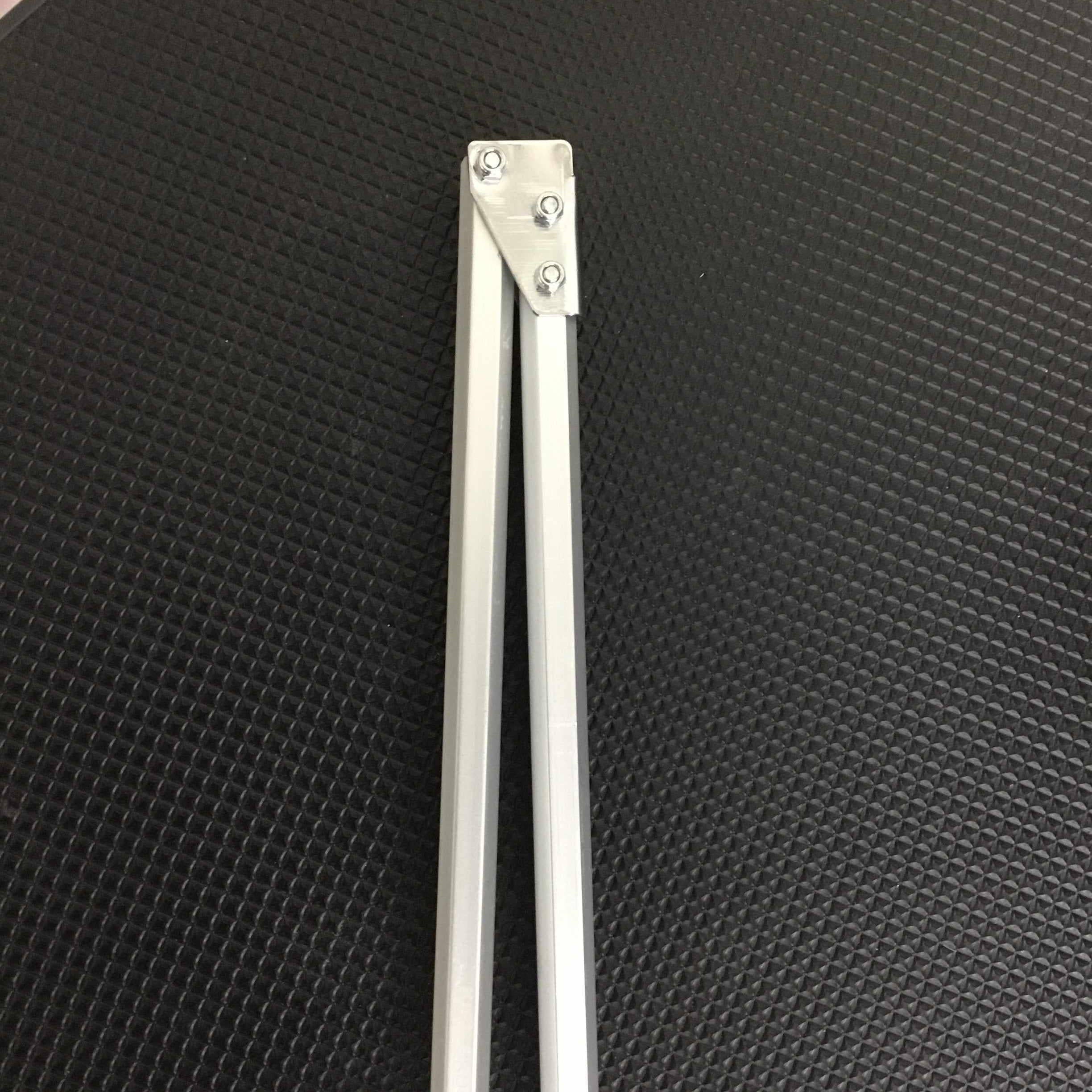 Circular Airlift Grooming Table