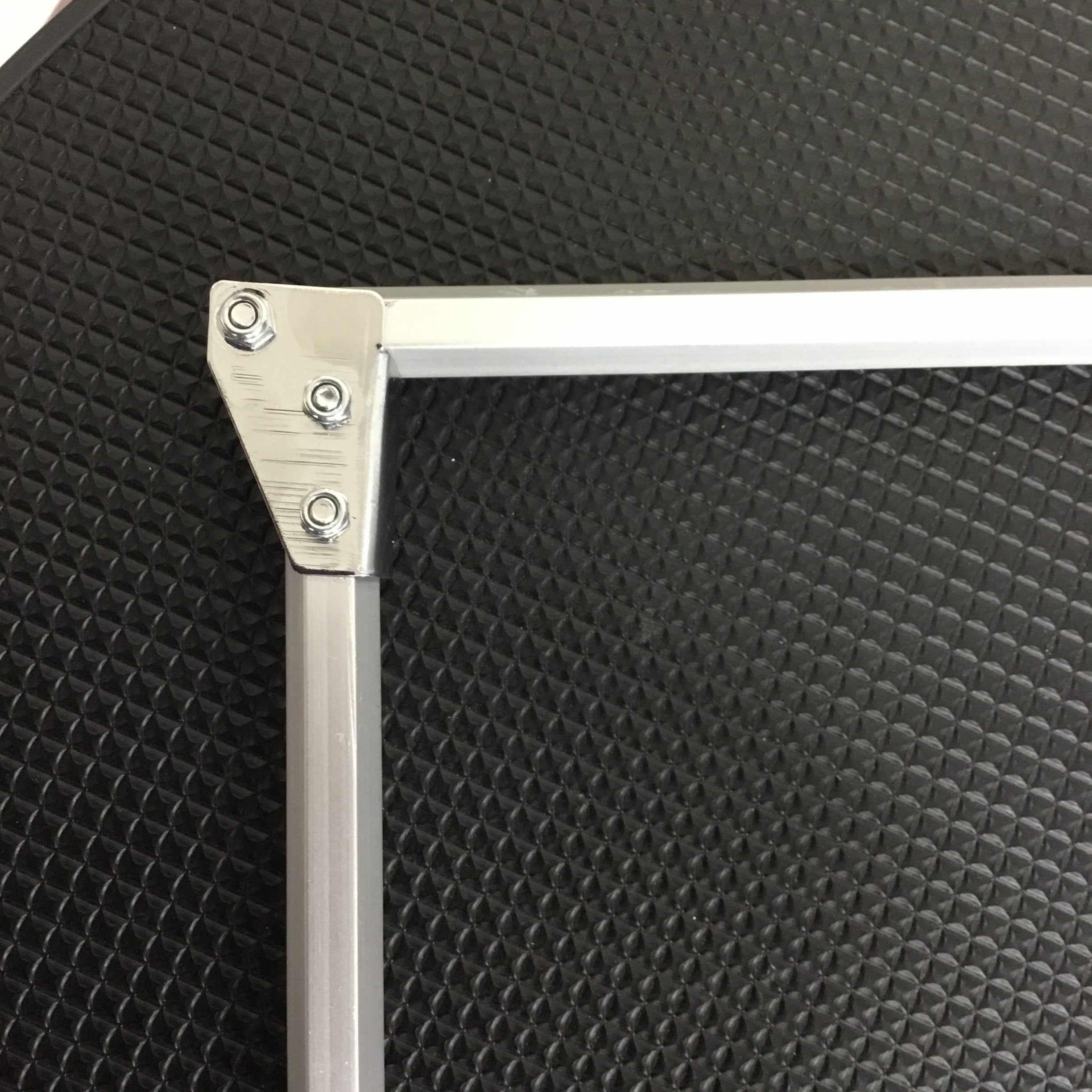 Circular Airlift Grooming Table