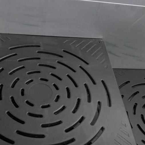 Puppy booster for tub