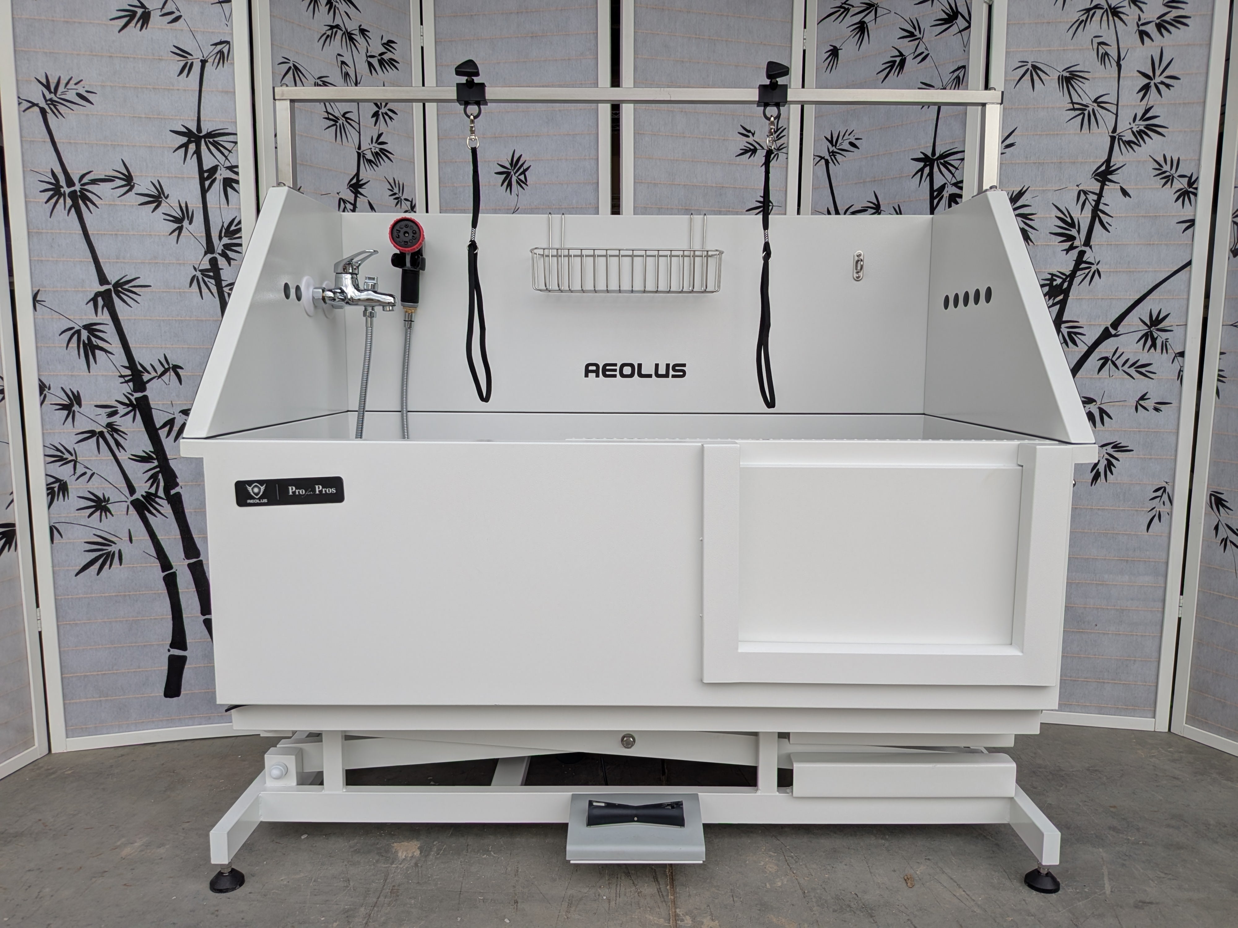 All-in-White  50" Tub