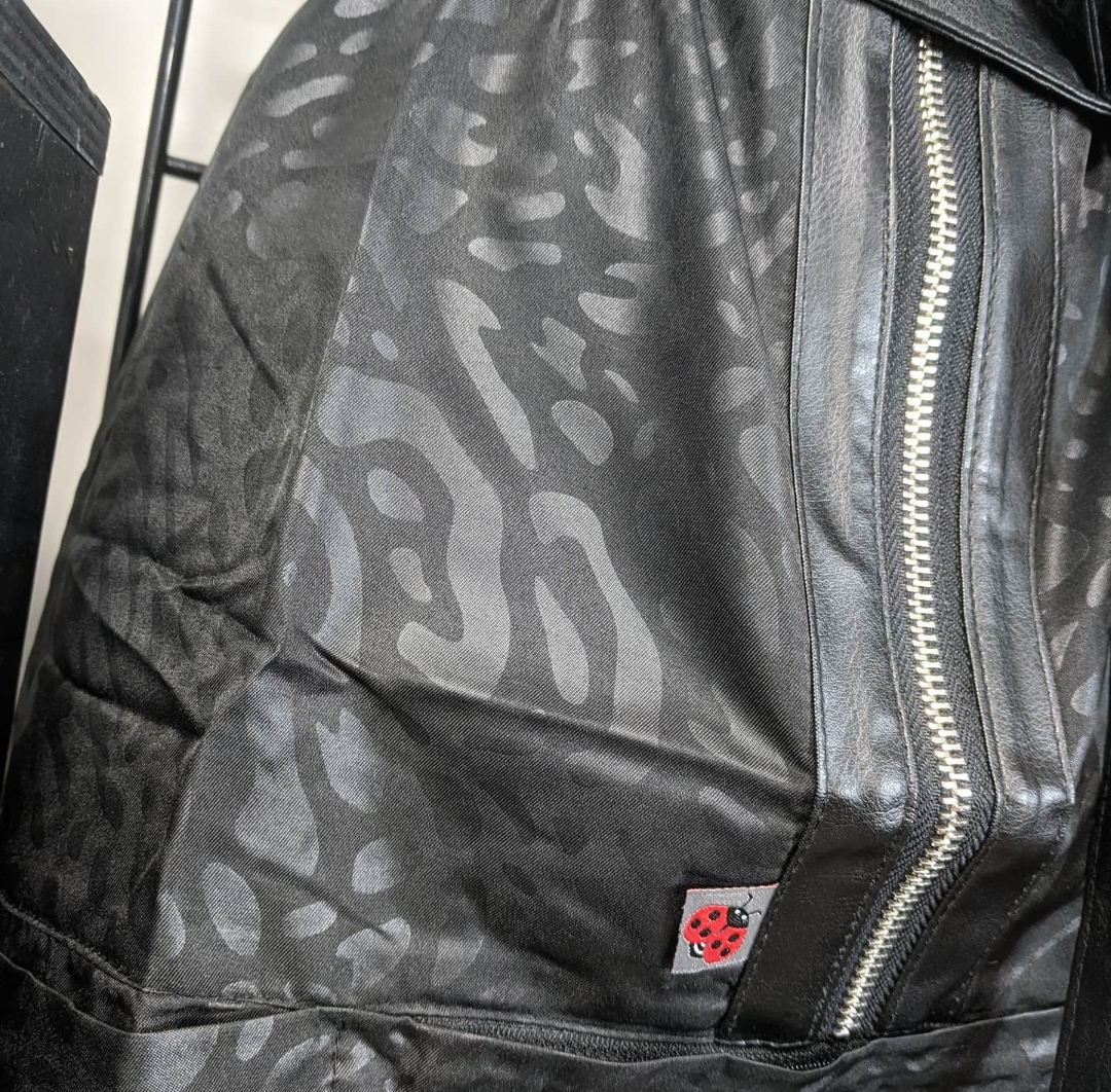 Ladybird Black Leopard apron