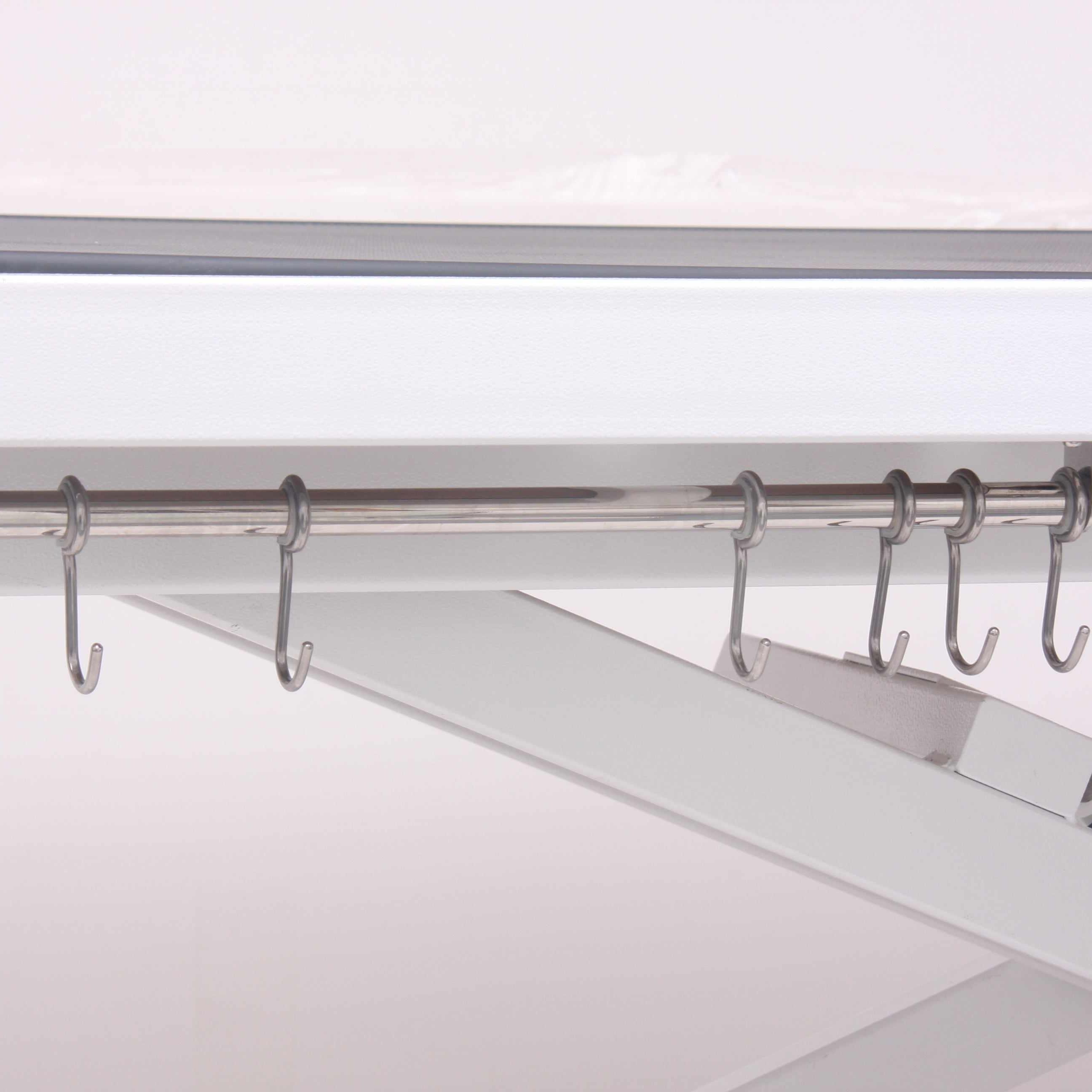 X-treme Low Electric Table