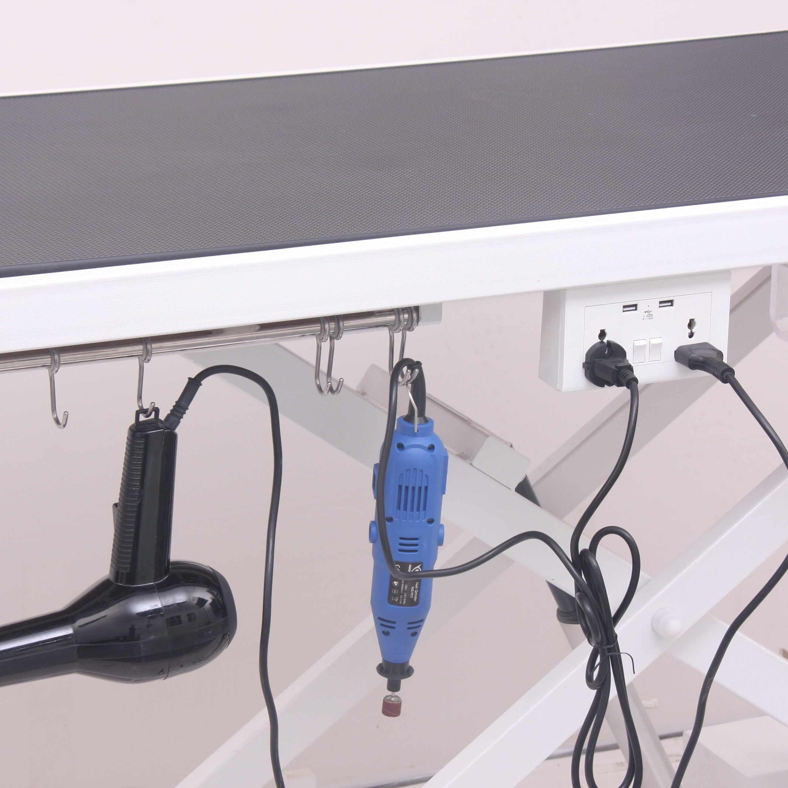 X-treme Low Electric Table