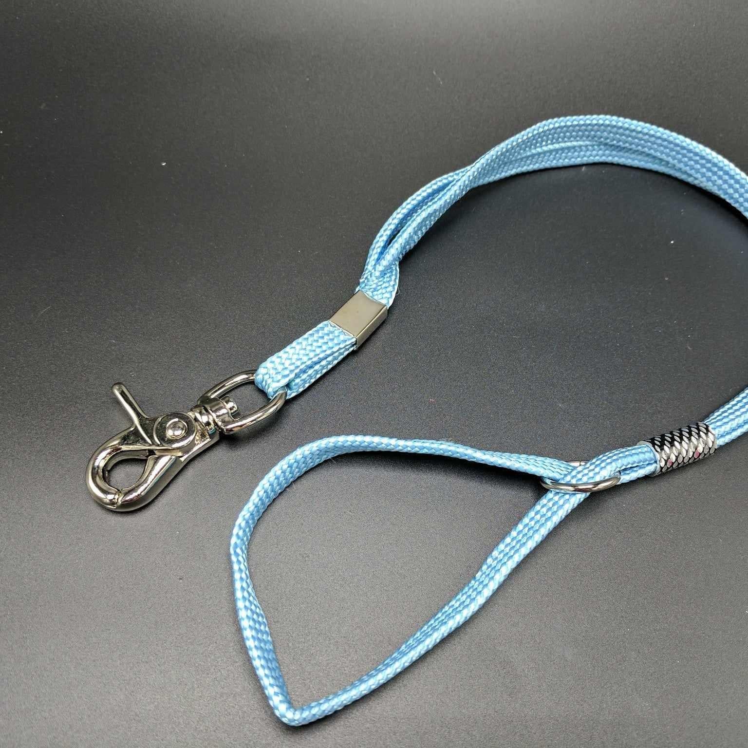 Grooming loop-singles