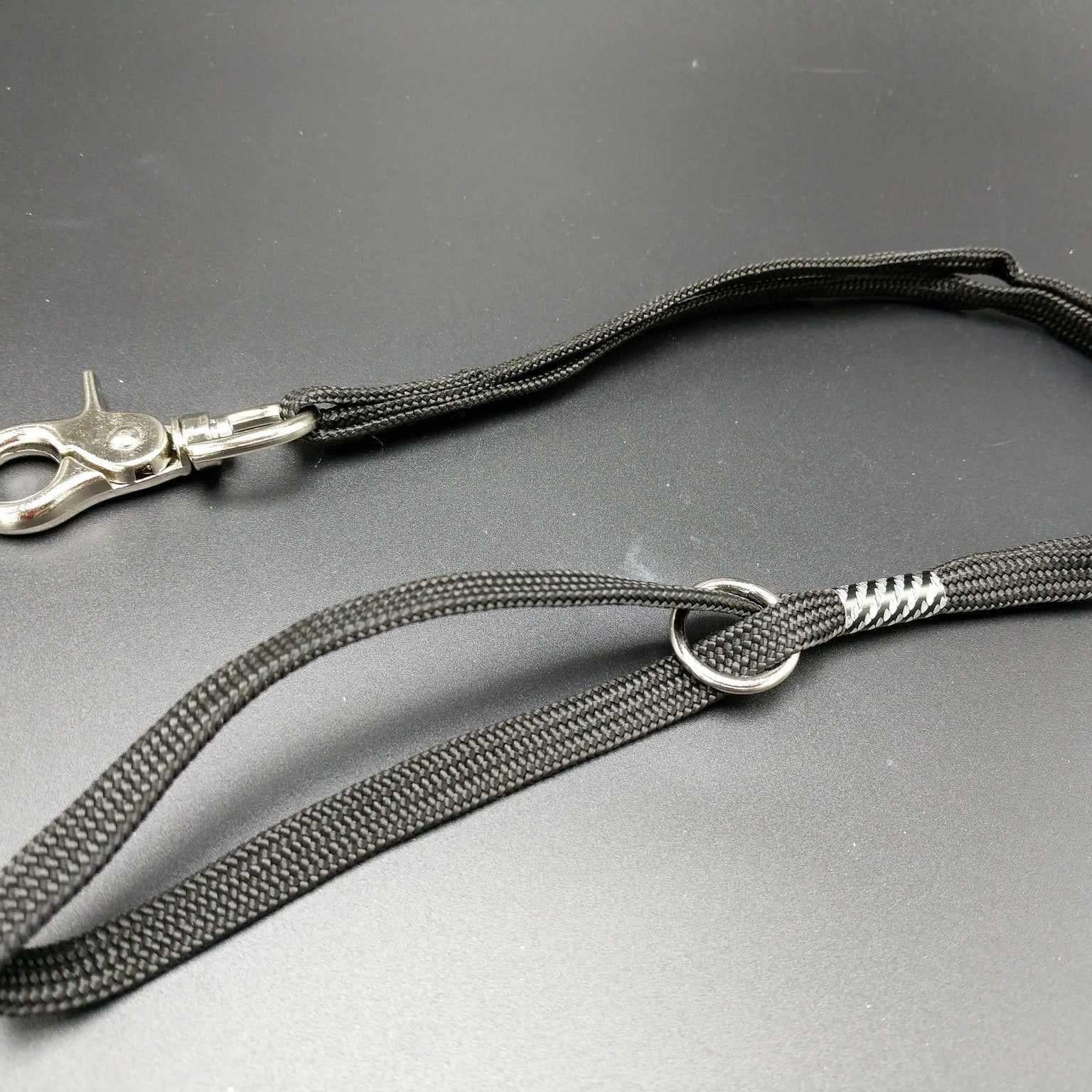 Grooming loop-singles