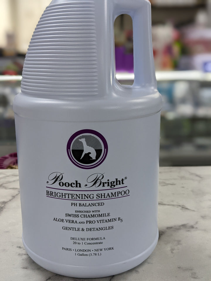 Les Pooch Bright shampoo Canadian Grooming Distributor